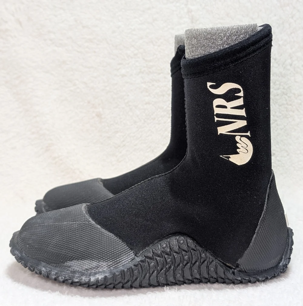 NRS Tread 3 Wetshoes River Boots Sz 5 Black neoprene Surf Wading Fishing Rafting